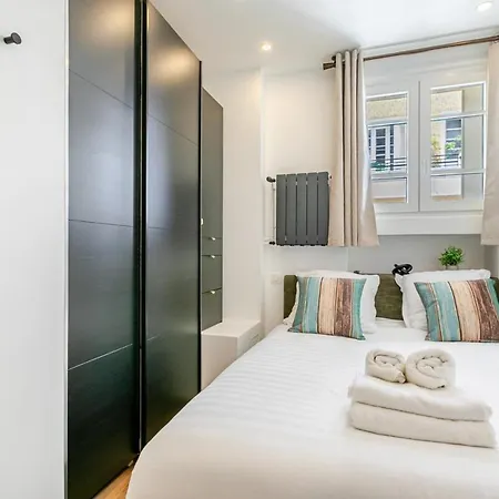 Parisien Ideal Quartier Chic Daire